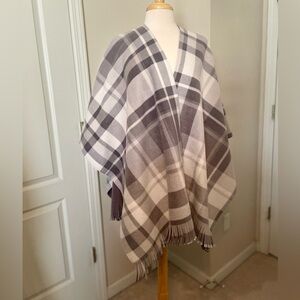 RACHEL Rachel Roy Reversible Fleece Pancho NWT